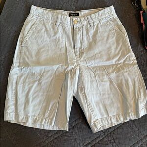 Nautica Men’s Blue Shorts Size 32 Waist 9” Inseam.